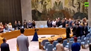 Un minuto de silencio por el presidente iraní, Ebrahim Raisi.