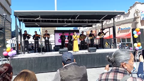 Hermoso Cariño Plaza de Armas Chihuahua festival de la familia