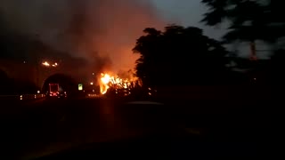 Video shows Palermo blaze nearing a highway