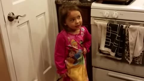 Toddler has huge argument with dad about candy