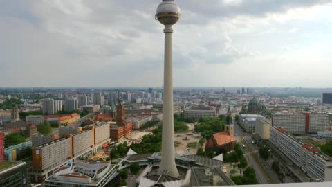 Panning Up Berlin TV Tower