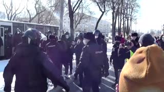 Russia detains protesters opposed to Ukraine invasion
