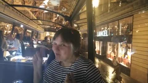 We Tried GOURMET BUS Food Tour in Paris 👉HERE'S What Happened!