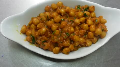 Chana Masala [Chick Pea Curry] [Indian Style Recipe] by Hindustani Khana