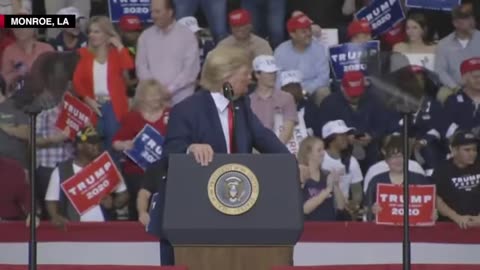 Phil Robertson's Pro-America Speech Brings House Down at Trump Rally.