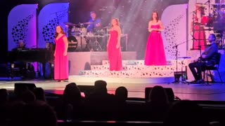 You Raise Me Up Celtic Woman 20th Anniversary Tour