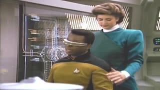 Geordi's white hologirlfriend Star Trek The Next Generation