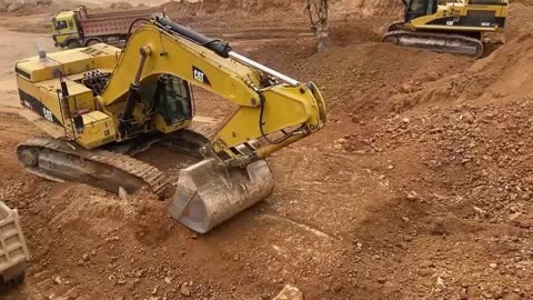 big excavator #excavator excavation #excavator excavation - (3)