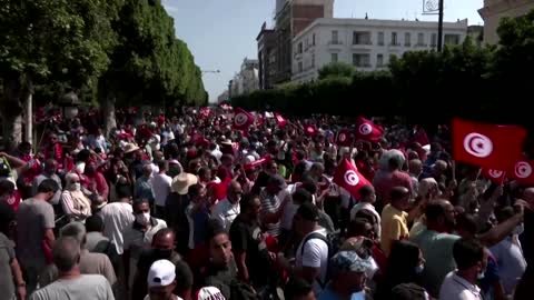 Tunisian president's backers rally against 'coup' allegations