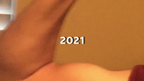 2021 vs 2022 front bicep flex