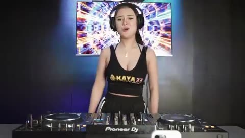 DJ AYUDIA PUTRI BREAKBEAT MELODY TERBARU