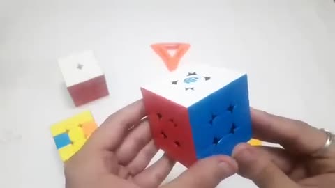 How to solve Rubik's cube (hindi)