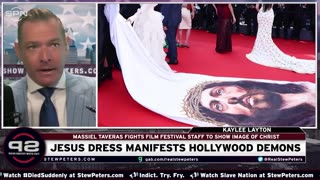 Actress Takes BOLD Stand For CHRIST: Jesus Dress TRIGGERS Hollywood SATANISTS!