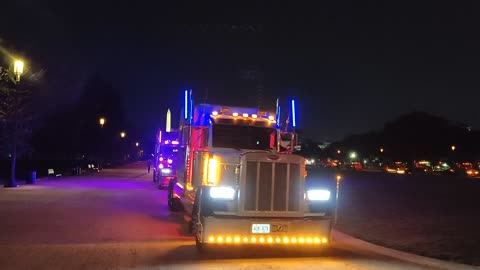 10-4DC TRUCKERS ROLL INTO THE MALL