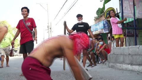 Religious whipping marks Good Friday in the Philippines