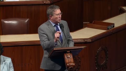 GOP Rep. Massie On The Provision Raising The Age Limit To 21 To Buy Rifles & Shotguns