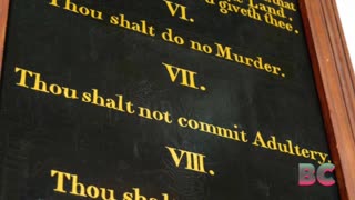 New law requires all Louisiana public school classrooms to display the Ten Commandments