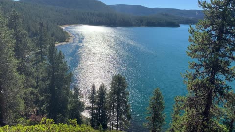 Central Oregon – Paulina Lake “Grand Loop” – Heavenly Glisten – 4K