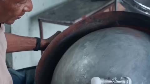 Making a steel pan in 60 second