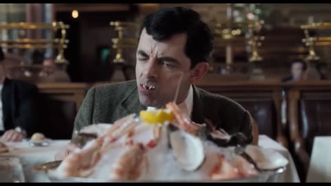 Mr Bean vs the Seafood Platter | Mr Bean's Holiday | Classic Mr Bean