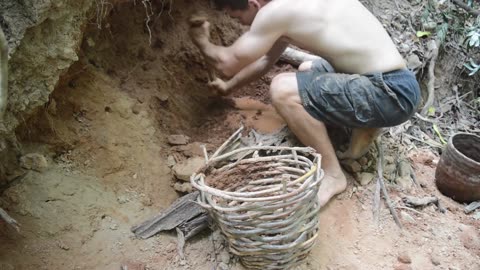 ⚒ BUSH TUCKER MAN 🤠 Episode 17 💪 Robbo Da Yobbo - Bush Tucker Man ：Adobe wall 🔥