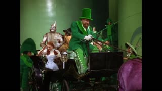 The Wizard of OZ (1939) : Dorothy & Friends Enter Emerald City (Horse of a Different Color scene)
