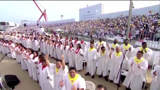 Pope Francis visits Catholic community in Bahrain