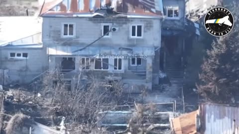 A strike on a building containing russian infantry in the Krynky area, Kherson region.