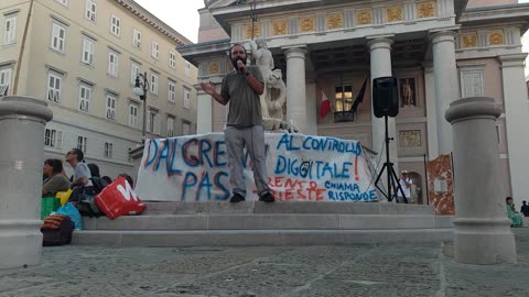 716-Trieste,presidio sensibilizzazione Manifestazione Trento "il Potere Spia"