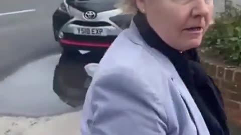 This woman named Karen confronted the dog trainer directly until she suddenly realized