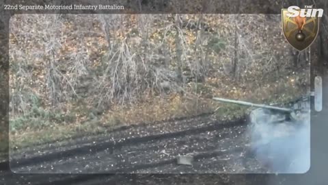 Russian T-72 tank blown up by Ukrainian anti-tank mine