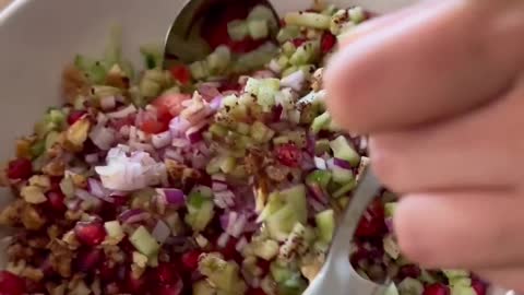 Gavurdagi salad (Spoon salad)