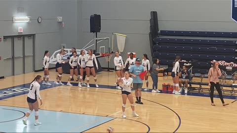 Volleyball Team Train dance