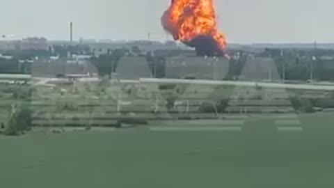 The explosion of an oil depot in Voronezh. A helicopter can be seen flying by.