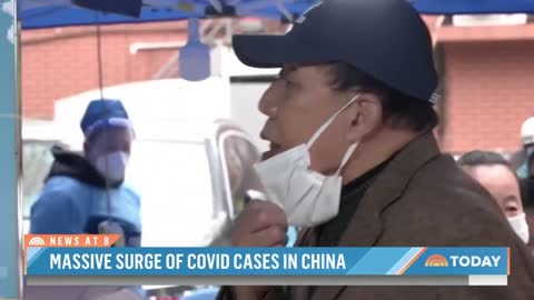 China Reports 1st COVID-Related Death Amid New Surge