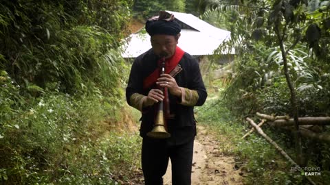 The loud Red Dao horn used for weddings - Puôm dặn | Recording Earth
