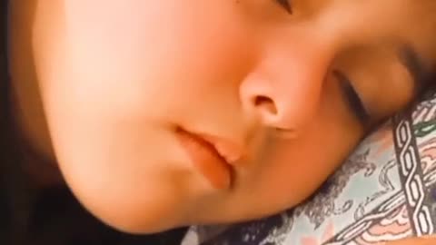 Adorable sleeping baby will leave you awe ❣️