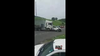 ALS Paramedics video of truck dragging car