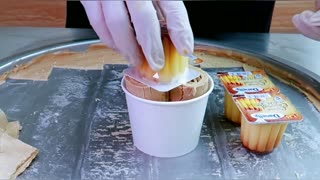 Cream caramel ice cream rolls street food