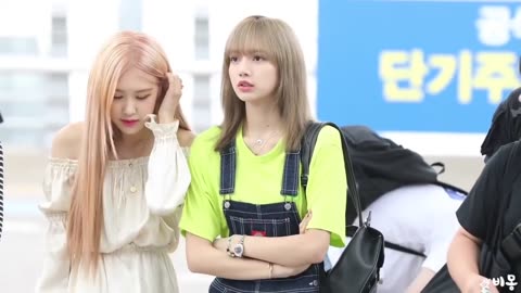 LISA MISSED ROSIE _ CHAELISA