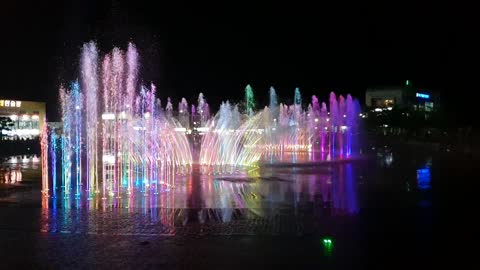 A fountain show that comes to mind in summer.