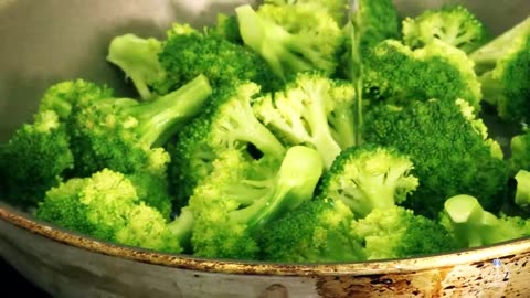 Pan Steamed Broccoli