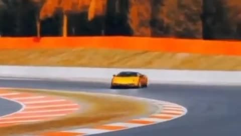 Lamborghini in unique yellow color/ Lamborghini stunt 4k