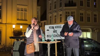 Greifswald - Kleine Weiße Friedenstraube und Redebeitrag Frau Dr. Brück 26-10-2022