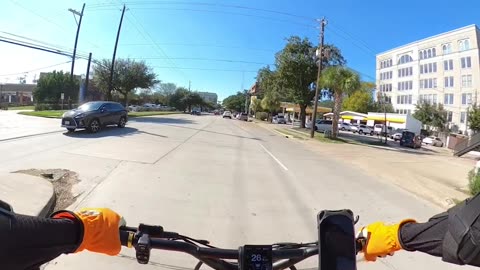 70mph hyper scooter in traffic