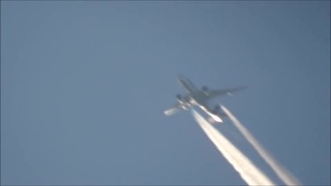 Plane Zoom as it heading to Winnipeg