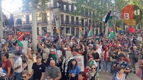 Miles de personas se manifiestan por Palestina y los derechos LGTBI