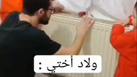 مقاطع مضحكة