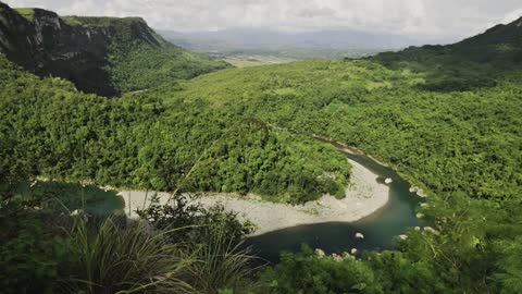 Early human Species found in the Philippines Cave
