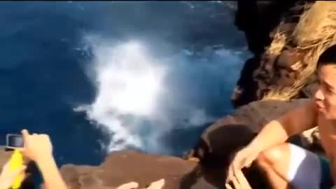 THE MOST EPIC FAIL JUMP OF THE YEAR